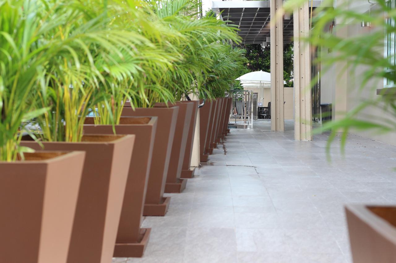 Le Bangkok Hotel Banguecoque Exterior foto