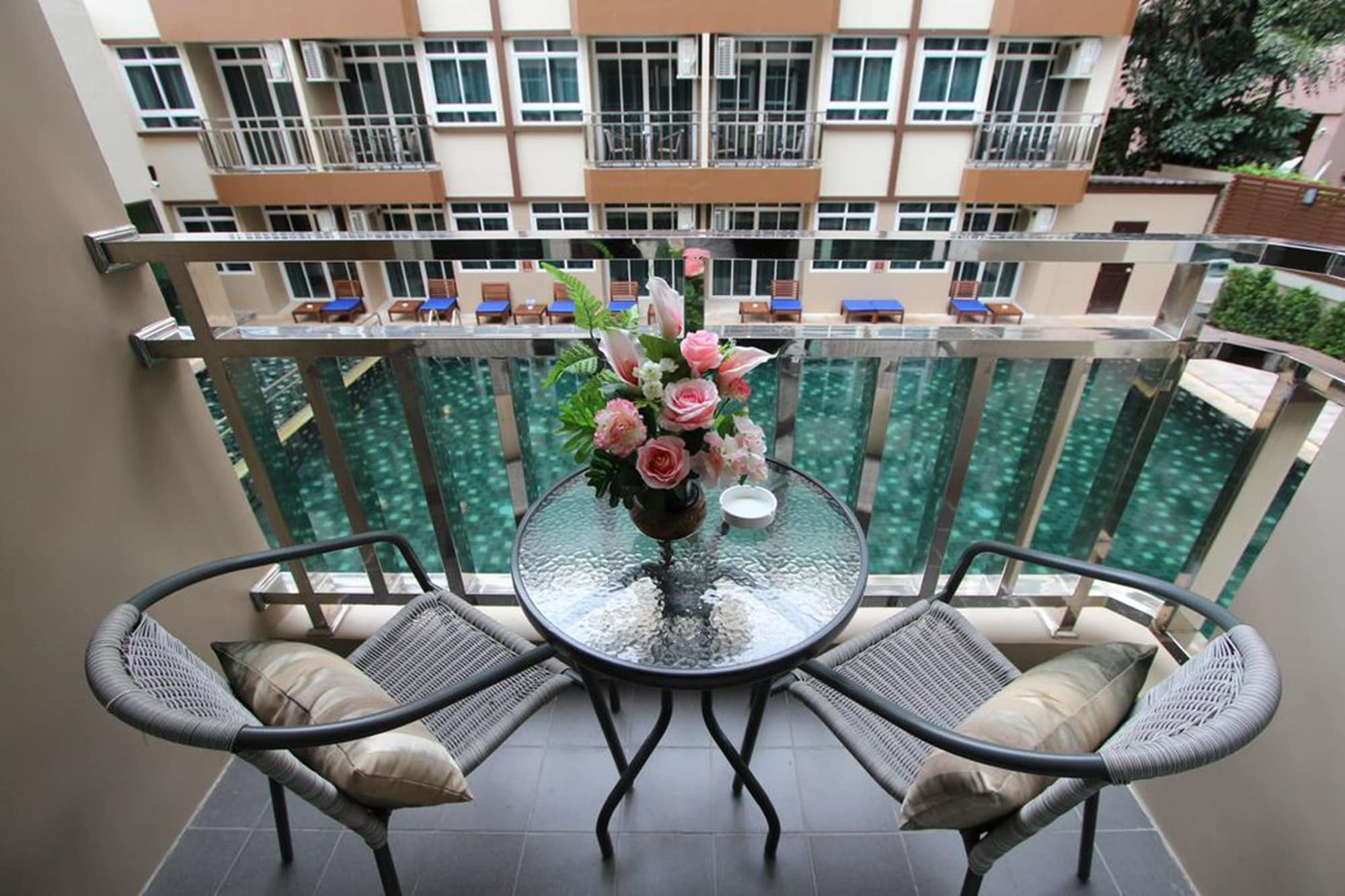 Le Bangkok Hotel Banguecoque Exterior foto